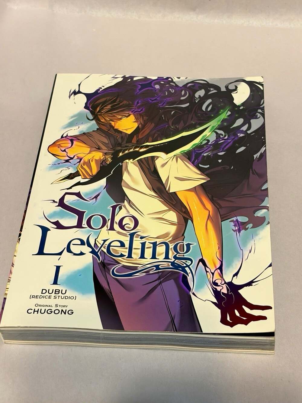 Solo Leveling Manga Vol. 1 (Issue #1) English Paperback by Chugong, Yen Press